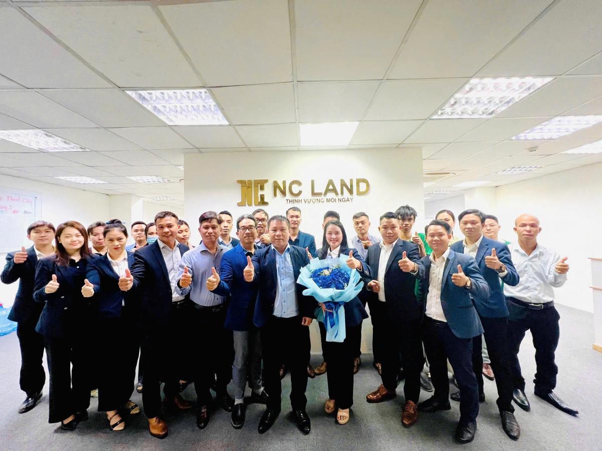 Tuyển nhân viên kinh doanh thu nhập trung bình từ 50 – 200 triệu/tháng Tuyển nhân viên kinh doanh thu nhập trung bình từ 50 – 200 triệu/tháng